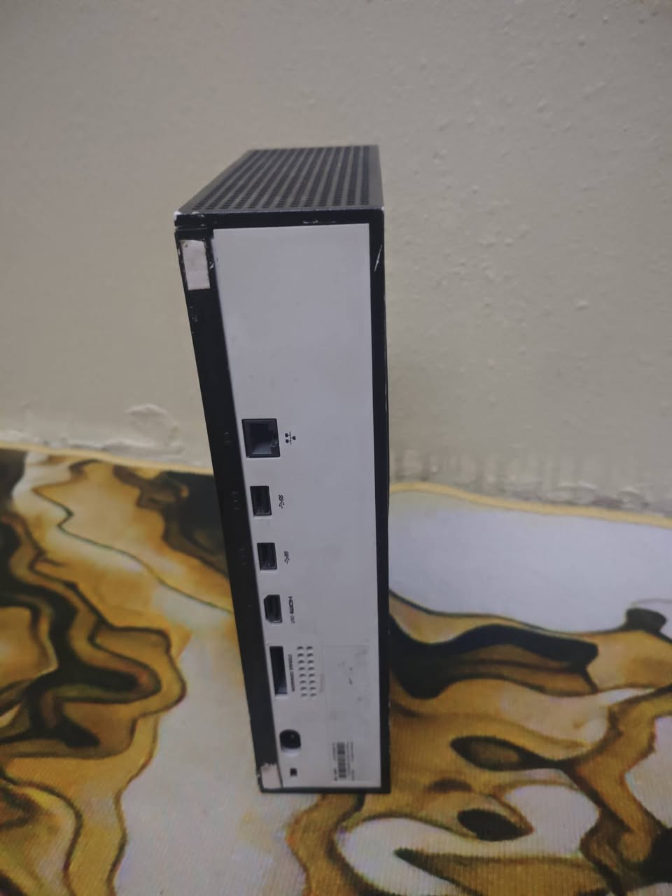 اكس بوكس سيريس اس للبيع مصبوغ الغلاف مالته اسود جهاز ما متعوب للبيع 175 قفل محتاج فلوس جاي ابيعه تجي تفحص بيتي عنواني بغداد شقق الحبيبيه ***********
