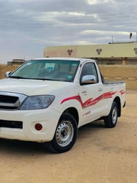 هايلكس • ٢٠١١ • رقم واسط