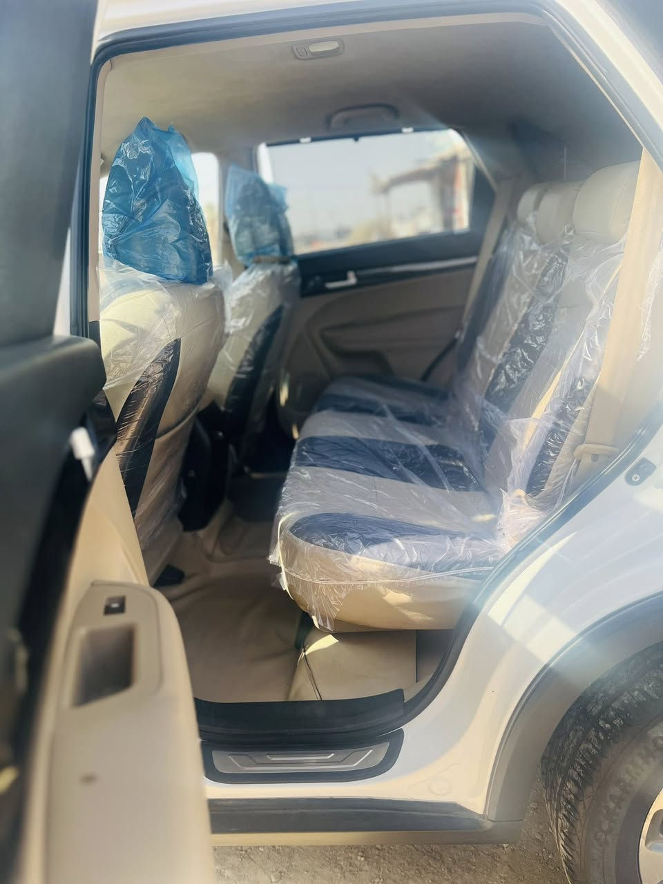 سلام عليكم سورنته 2014 كفاله عامه وفول الوصفات من عده البنرامه مكينه 6 سندر  حساس امامي خلفي برد اصليه تحكم ستيرن بصمه بصمه أبواب اشاير مري تبريد 3 قطع سياره فول الموصفات.     تخم  تاير جديد حداديه جديده      وجديده بمعنى الكلمه رقم بابل الجديد وبسمنه وسونار موجود ويه الصور المكان بابل الشوملي   

السعر 180 وبي مجال وحياكم الله 

‭0788 235 8340‬
