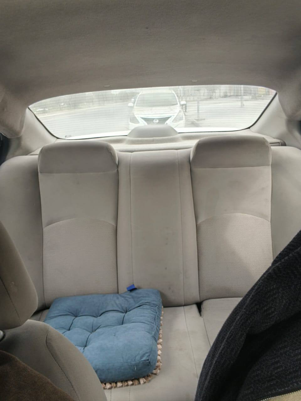 سني هندي ٢٠٢٠ اربيل كيرمحرك تبريد وصدر وكهربائيات كلها مكفوله سياره غاز  وبانزين ضمان سنه بل غازبيهاضبغ دعاميه وشويه من مكان الاسبير ويوجد صور لضربه وصبغ ماشيه 140الف حقيقي  . السعر 100 الاتصال على *********** ابويوسف يوجد وتساب ...  غير متواجد ع الفيس اني مكلف بالنشر
