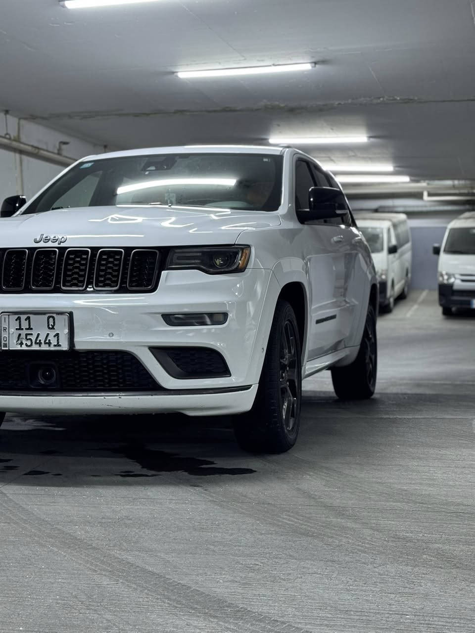 جيب لمتدد X فول مواصفات ام الرادار الأمامي. 
موديل 2020. 
كلين 
3 شاشات + كار بلي 
رادار أمام خلفي جانبي 
نقطه عمياء 
فول مواصفات للأخير 
مابيه نقص كامله من كلشي 
منظومة زنون جديده 
منظومة وقود جديده 
خير من الله السيارة مابيه نقص 
رقم بغداد 
بأسمي 
العنوان بغداد / حي الأعلام. 
السعر 285 بيها مجال


**إذا كنت صاحب هذا الإعلان وتريد حذفه لأي سبب، رجاءا أرسل رسالة إلى الدعم الفني**