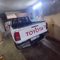 للبيع هايلكس فور ويل مودل١٦ تواصل ٠٧٩٠٣٩٢٩٥٠٠
