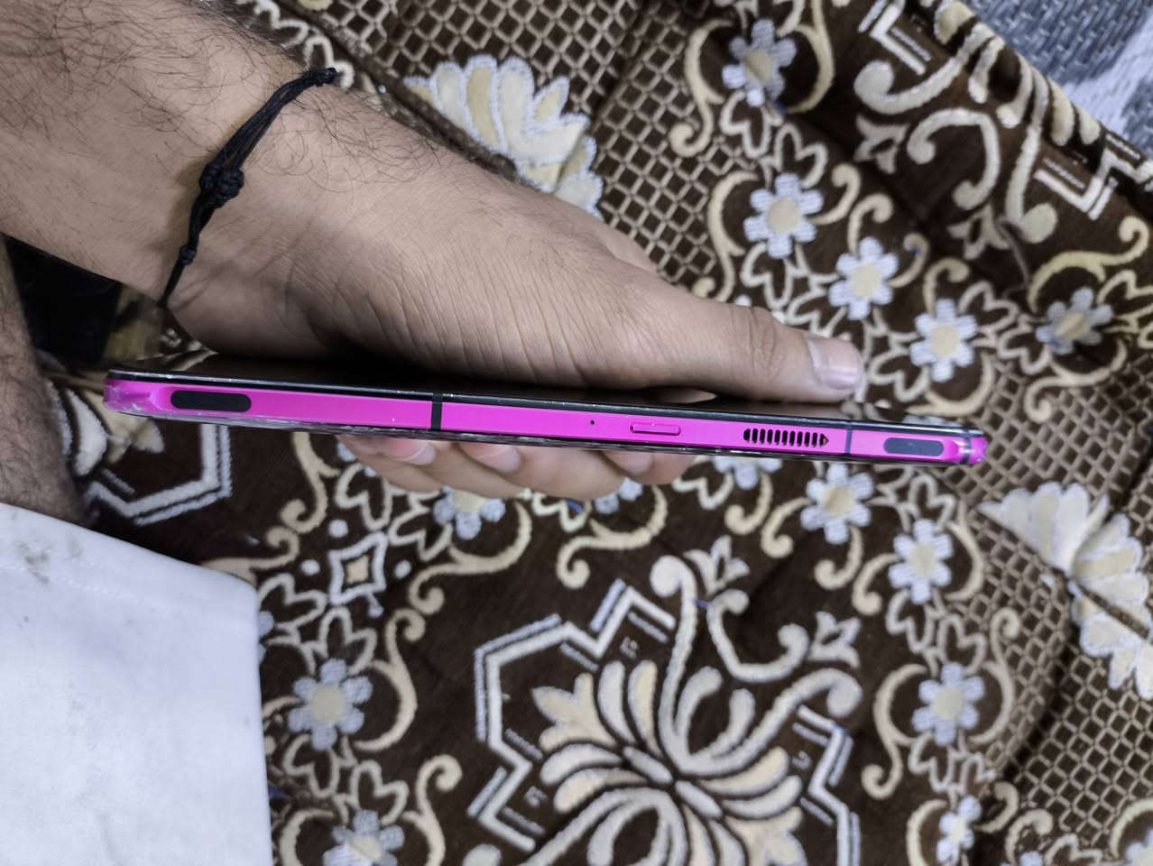 ريدمجك6جهاز عالمي مال العاب معروف شاشه 165هيرتز ذاكره128رام12شفتات لمس سلاسه فول بس ضهر بي فطر وخلاص ممئثر بصمه شاشه للبيع او مراوس وي ايفون300وبي مجال مكاني كركوك***********
