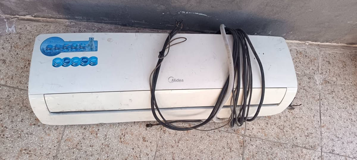 سبالت ميديا 2 طن عدد 2
على الشغل افحص واخذ
ابيع داخليه او خارجيه عادي
عاز 22R
العنوان بابل ناحيه النيل ***********
