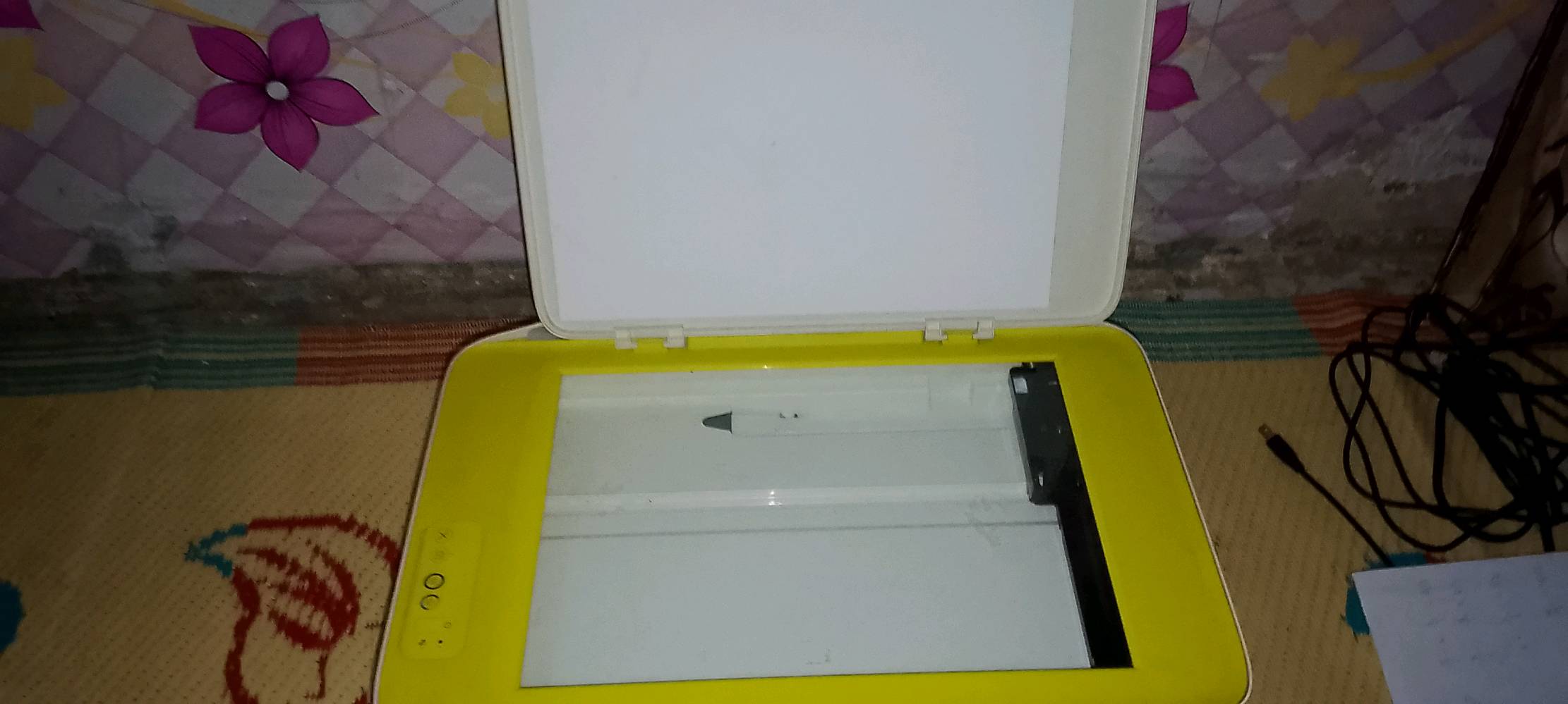 العنوان بغداد جكوك قرب جامع وحسينيه قمر بني هاشم  اذا أكو طابعة  او طابعة حراريه او لابتوب مراوسه اراوس 