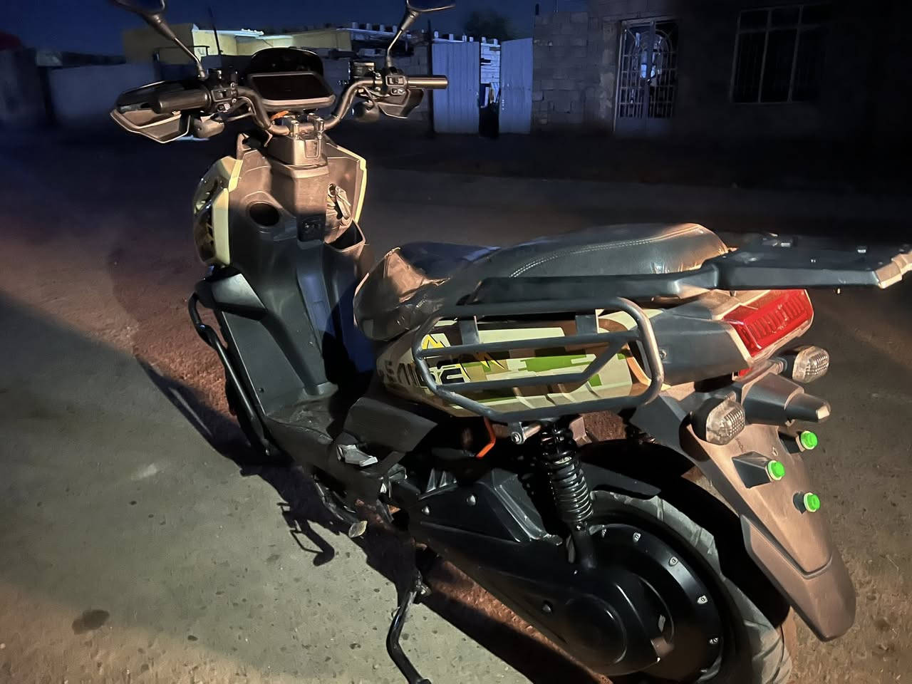 سلامعليكم دراجه شحن للبيع خير من الله نضافه فول الستفسار ***********واتساب فقط
