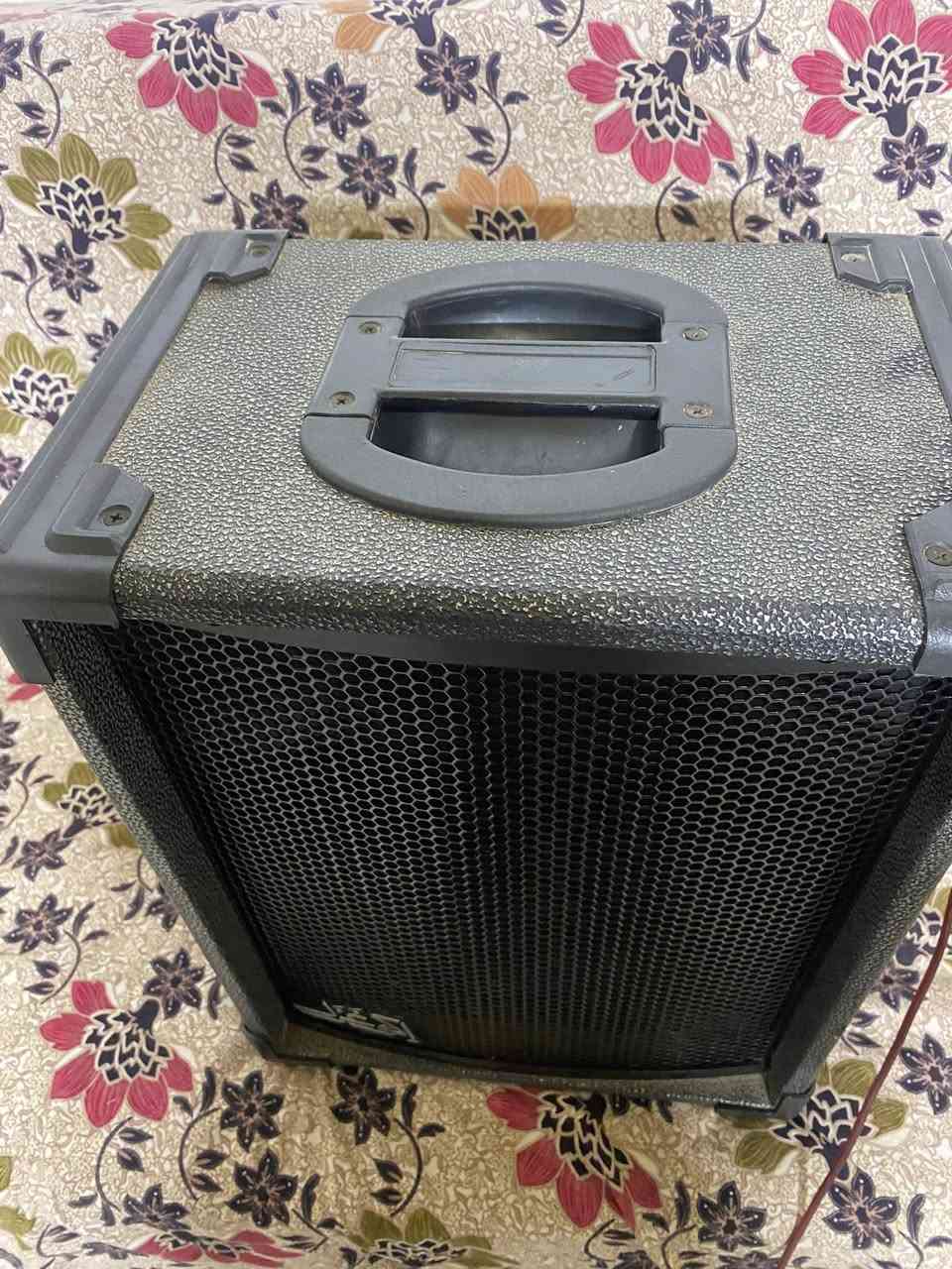 اكو غزال شرط الشغل باتري تعبان
السعر 70مع التوصيل 
***********
