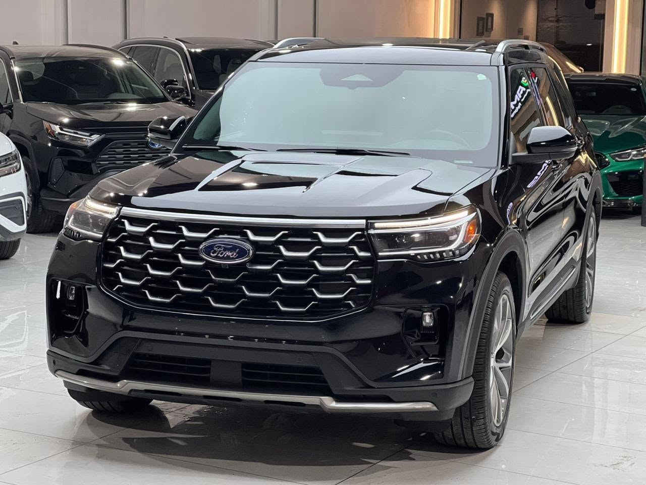 #Ford_Explorer_Platnium_2025
#Full_Options #فول_مواصفات
#محرك_V6 
#بدون_صبغ_بدون_ايرباك
#جاملغ_تبديل_شركه
#Mileage:- 32.000mile -ماشى 🛣
#رقم_الشاصي_منشور بالصور
~~~~~~~~~~~~~~~~~~~
العنوان📍ناونیشان‎
اربيل ~ ~ هەولێر
معرض AMG
~~~~~~~~~~~~~~~~~~
للاستفسار اکثر
Mobile: ☎️📞
*********** Whatsapp
*********** أربيل, العراق
