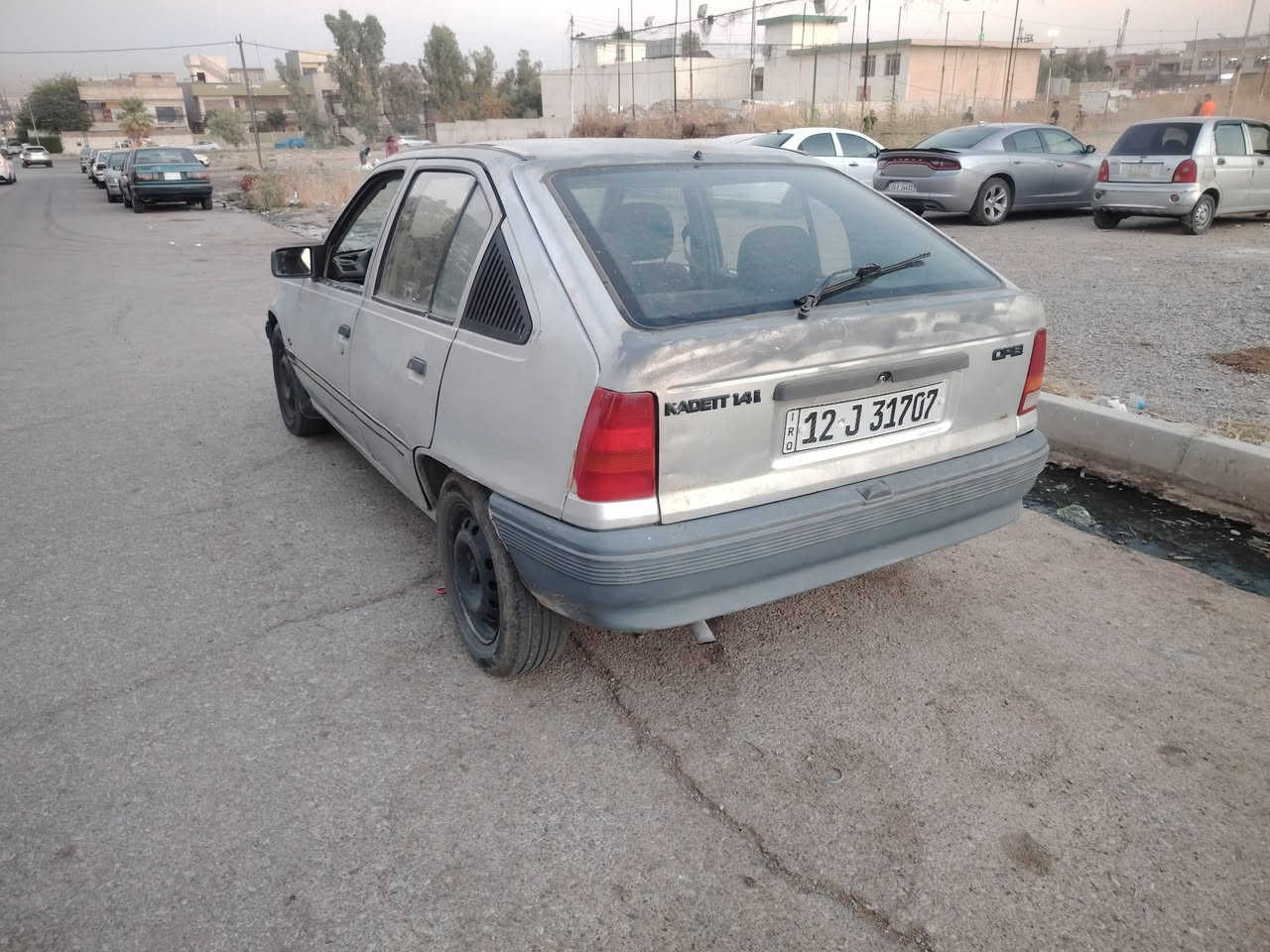 كاديت موديل ١٩٩١ حجم ١٦ مكينه كير شرط رقم دولي هزه جديده شرط التحويل السعر 18$للتواصل *********** مكان سياره موصل الجانب الايسر حي السكر
