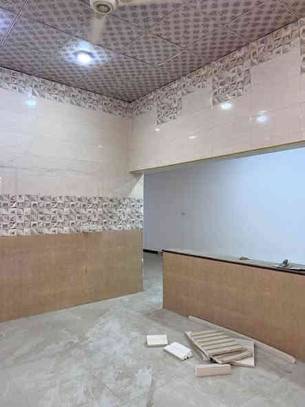 #اسعد_الله_اوقاتكم_بكل_خير
#الوصف :: منزلين من ضمن 2000م
طابو صرف زراعي عراقي #تحويل بأسم المشتري
#تحتوي :: على منزلين ومساحة خضراء واسعة 
يوجد فيها العديد من النخل البرحي والسدر 
#المنزل_الأول :: 150م على شارع التبليط مباشر 
#يحتوي :: غرفتين منام كراج صحيات مطبخ استقبال
#المنزل_الثاني :: 350م على شارع مقرنص 
#يحتوي :: كلدور مطبخ استقبال القياس 4 * 9
صالة واسعة جداً ثلاث غرف منام نضام سويت
صحيات داخلية صحيات خارجية مناور .
#شارع_مقرنص_مطل_على_المساحة 
موقع مميز والحقيقة أجمل من التصوير 
#السعر_المطلوب :: 400 مليون قابل للتفاوض
#العنوان :: أبي الخصيب - طريق الصحراء 
…………
للأستفسار ::: ***********
