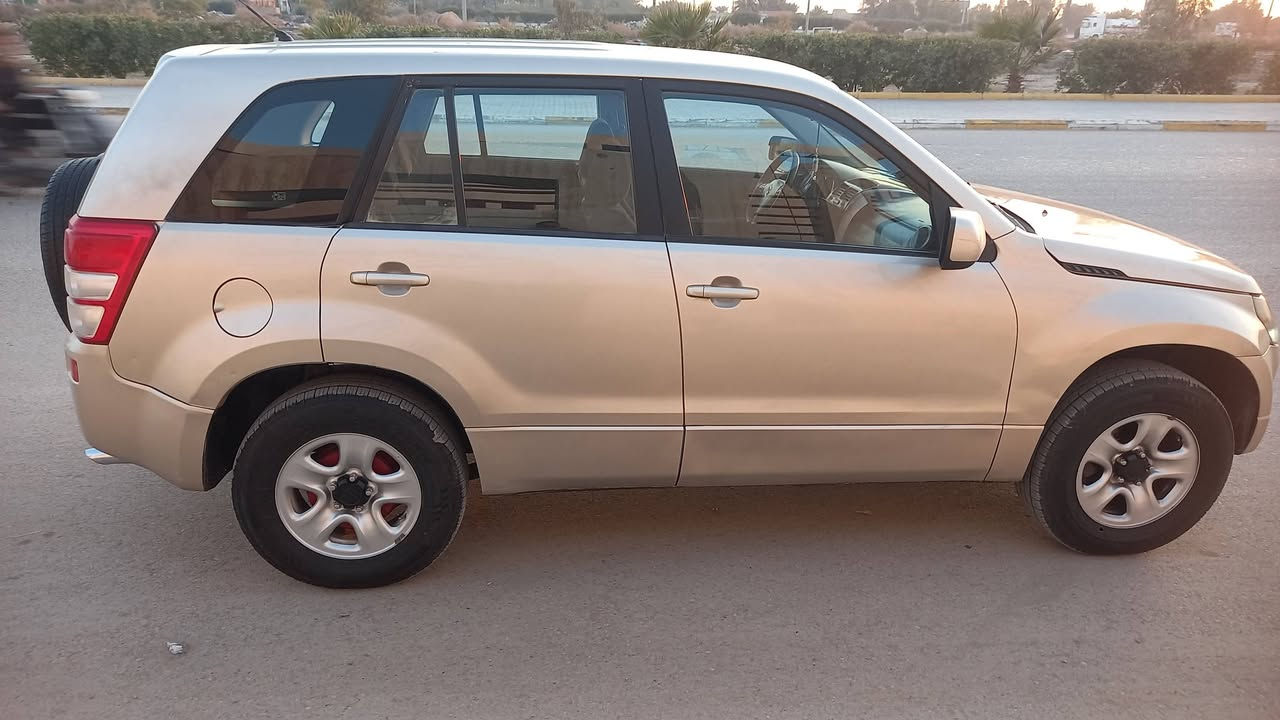 سوزوكي ٢٠٠٧ محرك بلاد مكينة وكير جدد تخم تاير جديد حدادية جديدة رقم بغداد انكليزي باسمي ***********
