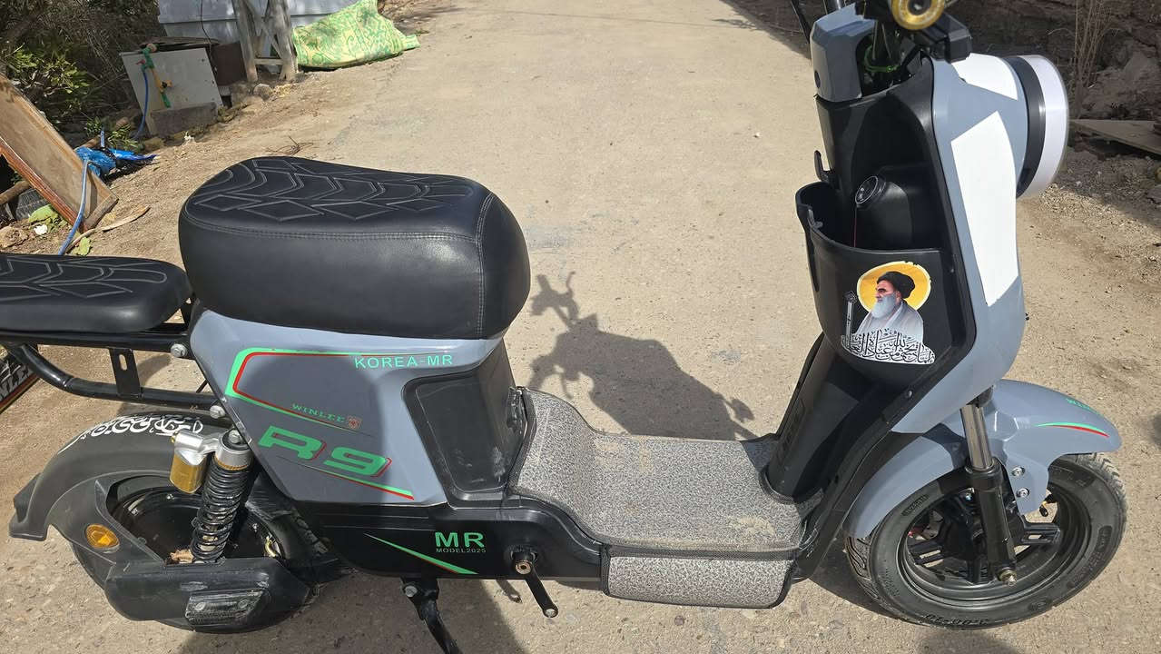 سلام عليكم دراجه شحن ار9  دراجه نضيفه المكان البصره النشوه سعر 450 وبي مجال ***********
