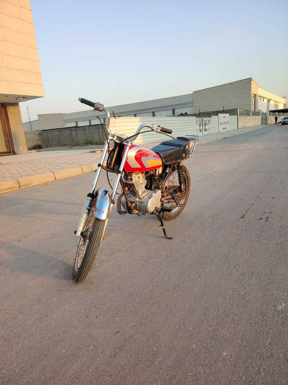 للبيع او مراوس بأوتماتيك فقط
شاصي اصولي 7 اوراق 
مكينه 24 
دراجه جديده 
تواصل : ***********
