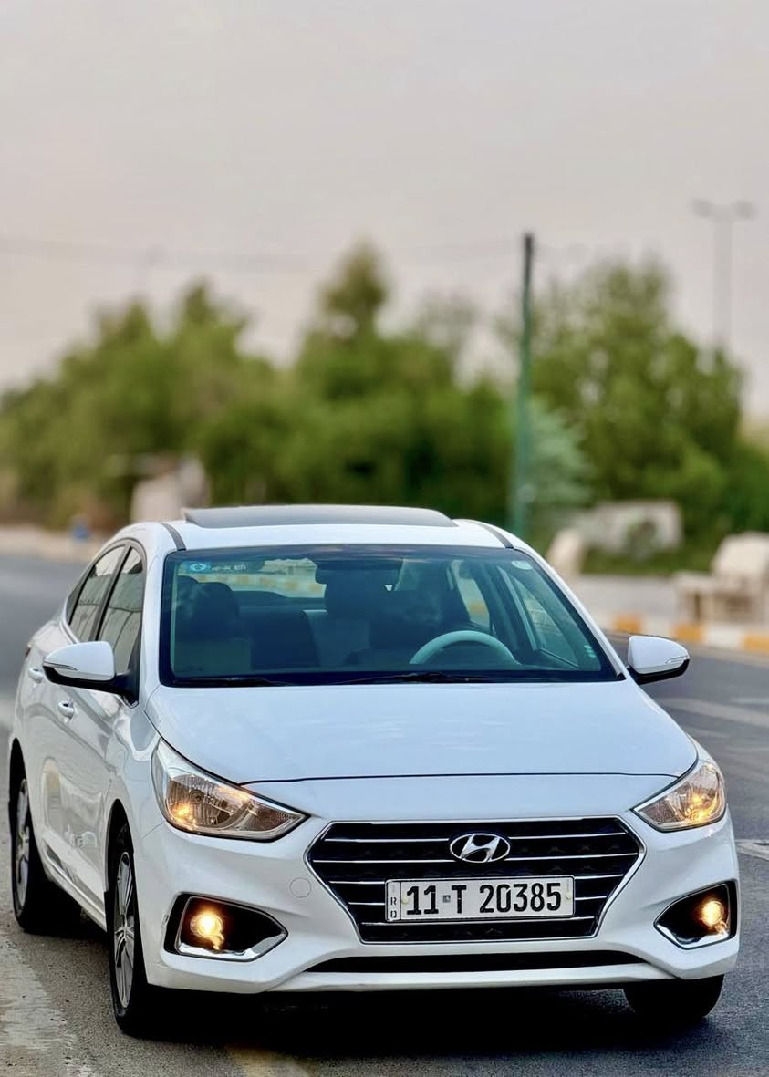 السلام عليكم 
اكسنت خليجيه 2020 رقم بغداد الجديد
ماشيه 64 الف Km 
السياره مكفوله من الضربه والصبغ والتبديل 
كير ومكينه كفاله لا فتح ولا تبديل 
فتحة سقف
تحكم جهتين 
شاشه كار بلي 
كامرا خلفيه
5 ويل كب
اشاير بالمري 
محرك 1600 دوش المرغوب 
داخل بيجي 
السياره جاهزه كير ومحرك وحداديه وتبريد
جديده وشرط الفحص
السعر 128 وبيه شي بسيط 
عنواني بغداد
متواجد واتساب 
***********
