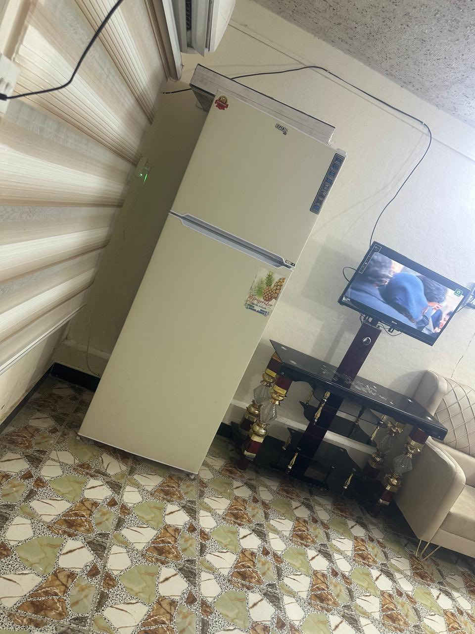 بيت للإيجار مؤثث اتصل على ***********
