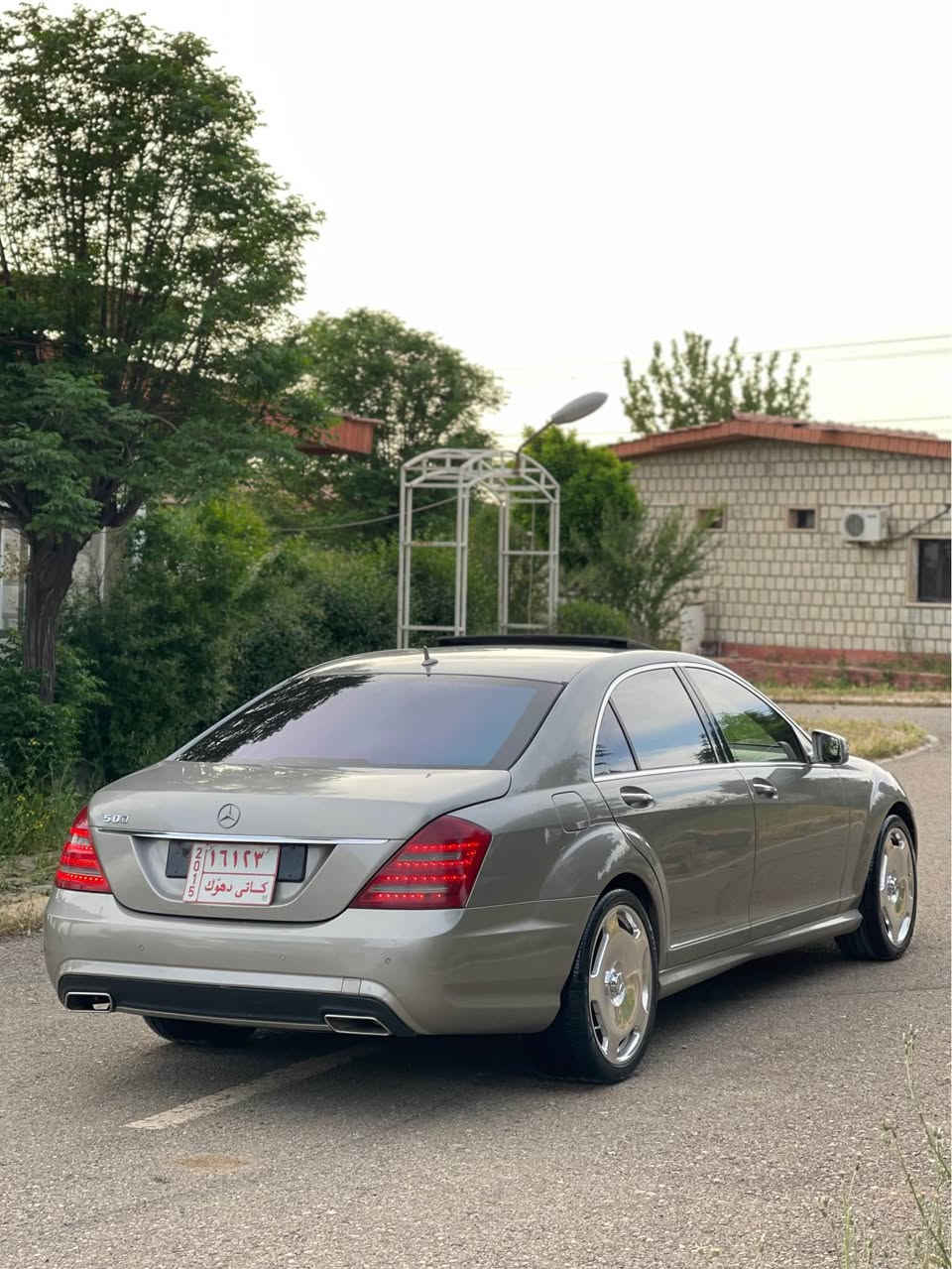 💰نرخی ۷۹ گەڵا 💵
📞***********
📞***********
مارسيدس بێنز  S-500 مەنەفێست , دوبەی ساغ ساغ📦
مۆدێل ۲٠٠۹ ، فوول مواصفات ، V8 🚀
گێڕ و مەکينە بەشەرت ، کارەبايی بەشەرت  ✅
سەيارەيەکی زۆر جوان و پاکە ، دەعم و لێدراوی نيە يەک پارچەی پەمپە ،  دەرگا لارج .
سەيارەکە ساغە دوبەيە✅☑️
گۆڕينەوەش  دەکەم لەسەر دڵگرتن 🚗🏎️🛻
نرخی ۷۹ وەرەقە و کەمێک مەجالی تێدايە💰
ناونيشان : هەولێر 📍 السليمانية, العراق
