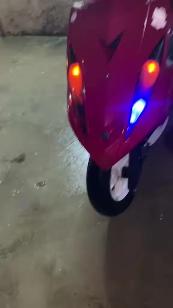 السلام عليكم جي تي ار للبيع لون احمر درجة كفالة كفر ومكينة كلة شغال كهربيات كلة كامل وشغالة بية تكحيل بل بجم كفر بلادي تيرات جدد دشبول اكتروني شغال بك لايت خلفي  سرعتة 140 درجة جديدة بعدهي مكان بغداد الحبيبية سعرها 850وبية مجال بصيط  *********** وتساب اكو  ☘️🤎أورق كاملة وحتة عد بلادية موجودة
