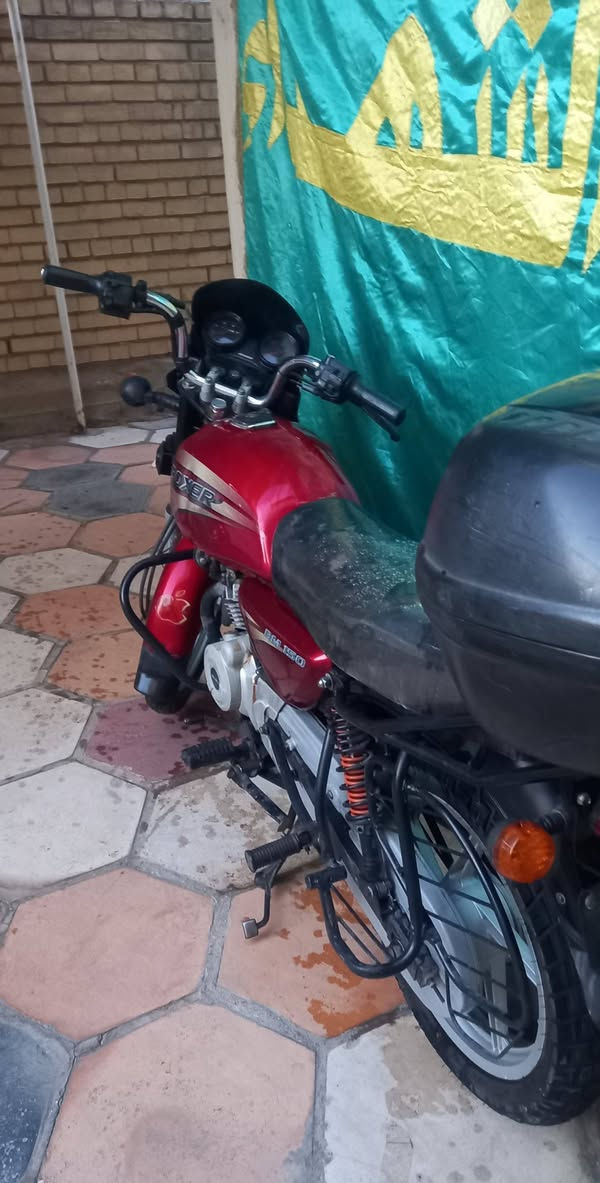 سلام عليكم
دراجه بوكسر للبيع 
دراجه نضيفه 
اوراق اصولي 
العنوان كربلاء طوريج الهنديه 
0785801415


**إذا كنت صاحب هذا الإعلان وتريد حذفه لأي سبب، رجاءا أرسل رسالة إلى الدعم الفني**