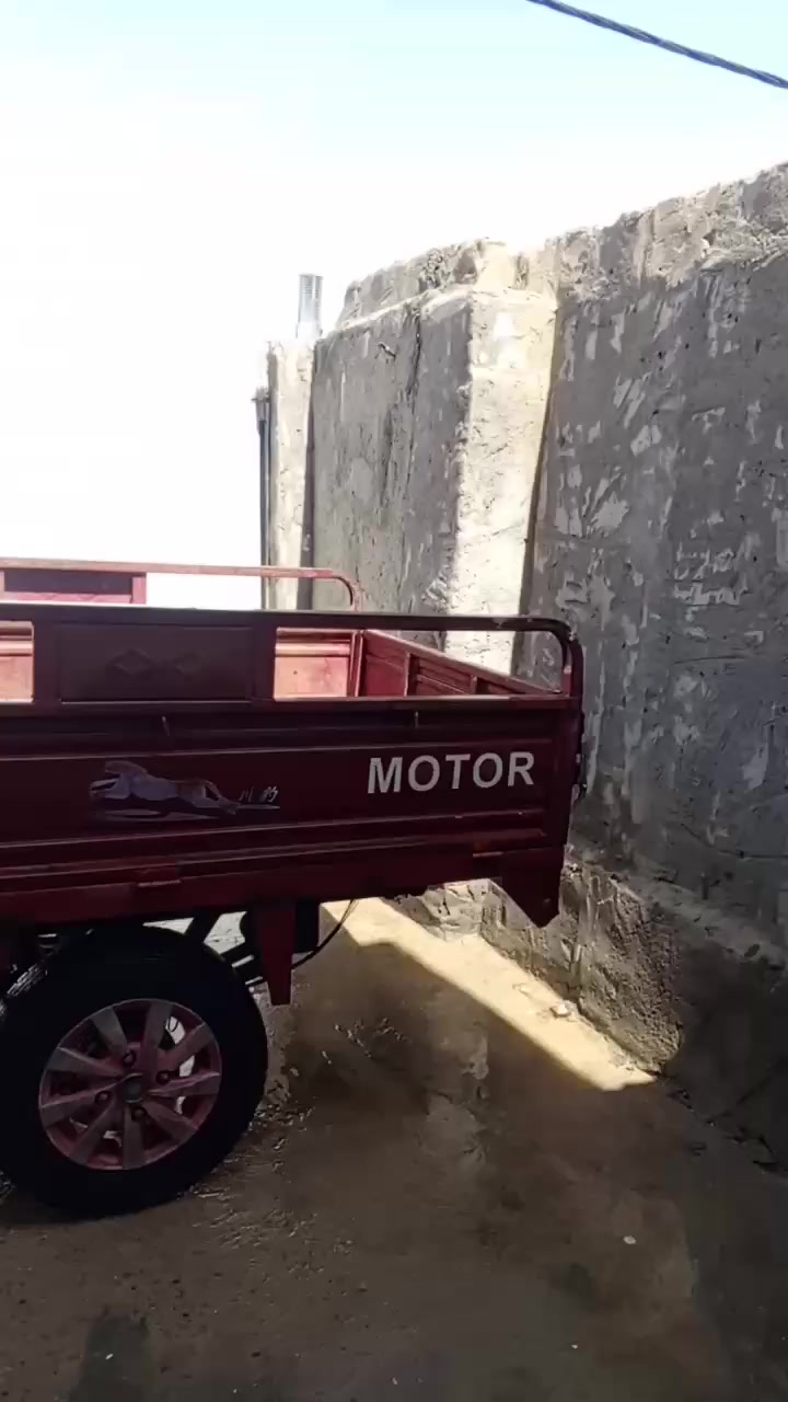 سلام عليكم ستوته للبيع مديل19 اوراق اصولي لوكير جديد كلجات جدد الاصليات كابريتره جديده الاصلي جعمقه جديده ولفات جديده الاصلي ستوته خير من الله لاستفسار على الرقم***********وبي واتساب
