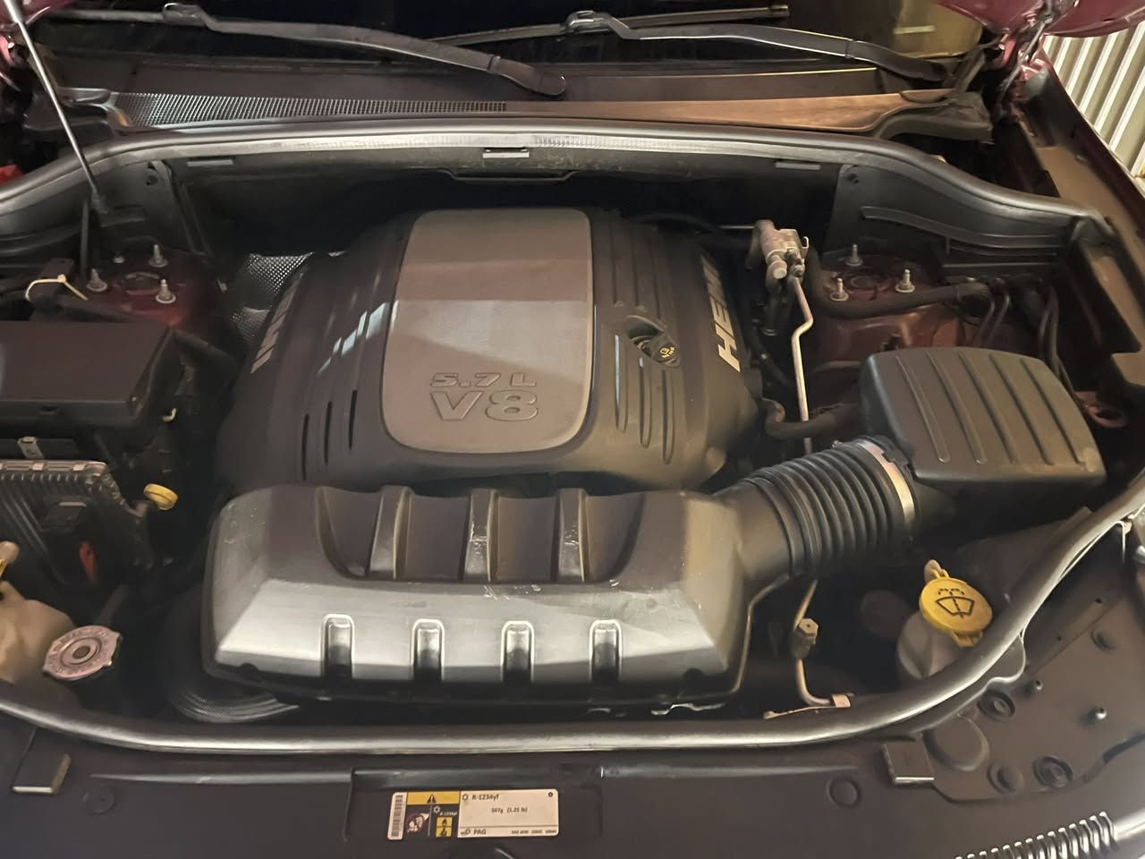 السلام عليكم
للبيع جيب 2018 هيمي 5.7كلين تايتل كندي 
ماشيه ٧٥ الف كيلو 
للاستفسار ***********
