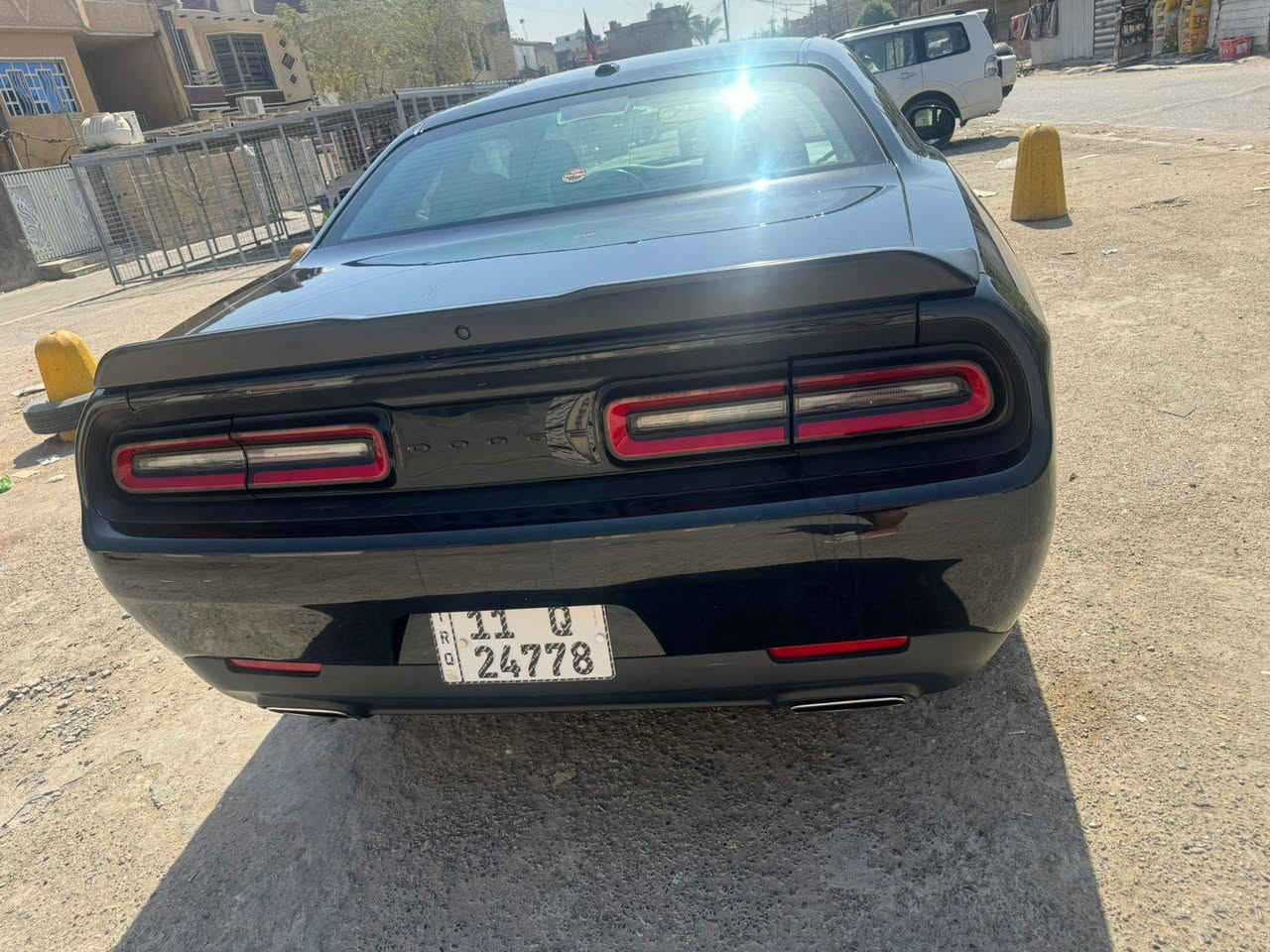 السلام عليكم سياره دوج جالنجر 
موديل  2023 sxt
ماشية 42ميل 
حادث (حافه البنيد+جاملغ جهة السايق)
المكان بغداد 
صور الحدث موجودة 
السعر 190 
الرقم الهاتف ***********
