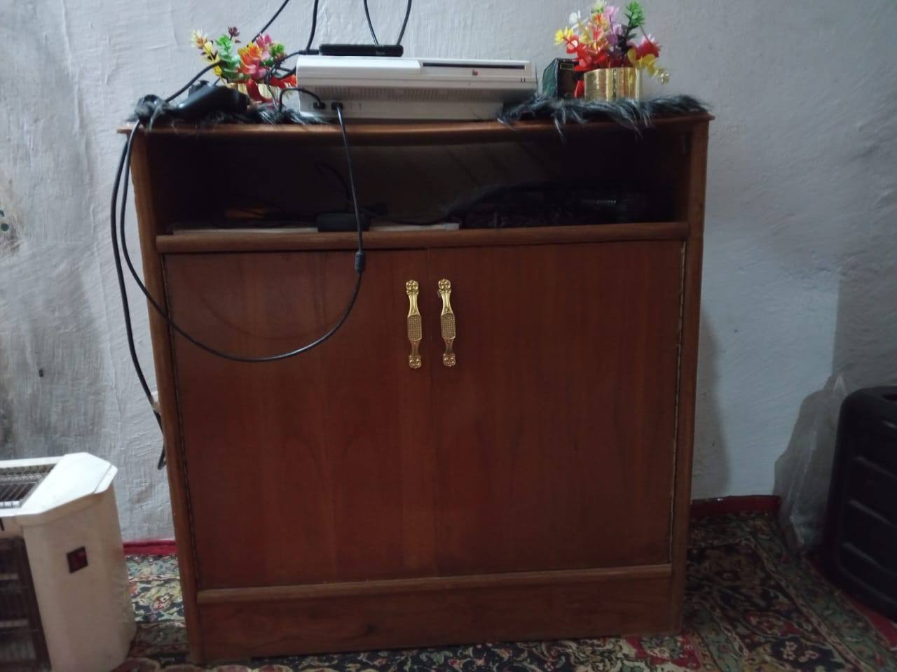 غرفه نوم للبيع 6بوب كامله وجديده بيها بس الميز تواليت بيه حرك شويه من ذيج الصفحه المغطايه الباقي كله سليم بغداد التاجي سعر 900وبيها مجال


**إذا كنت صاحب هذا الإعلان وتريد حذفه لأي سبب، رجاءا أرسل رسالة إلى الدعم الفني**