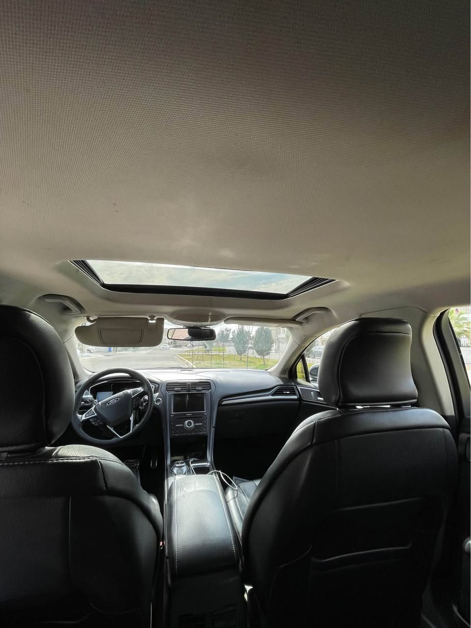 Ford fusion titanium 2017 full muasafat فۆرد فیوژن فول
-الحلال فورد فيوژن تيتانيوم ١/١ 
موديل ٢٠١٧
موصفات تيتانيوم معروفه
سياره بدون دبل اكسل-المرغوب
-محرك ٢٠ تيربو
-كشنات جلد+خزن+تدفيئة+تبريد
ستيرن تدفئة
-ويال ٢٠ بلادي 
-لايتات عدسه +حواجب ليزر
-تشغيل عن بعد
-داخل ٧ الوان بلادي ليد
-تحديد سرعه
-گير بل ستيرن
-١٢ سماعه بيست

-سياره حادثها فقط جاملغ سكن بدون دواخل
-حجر بيئة شرط بلادي
-حدادية صدر كله جديد شرط فحص

-ايرباك بس ستيرن مرجع بلادي
-مكان سيارة اربيل
-شرط تحويل - غرامات
***********📞 أربيل, العراق
