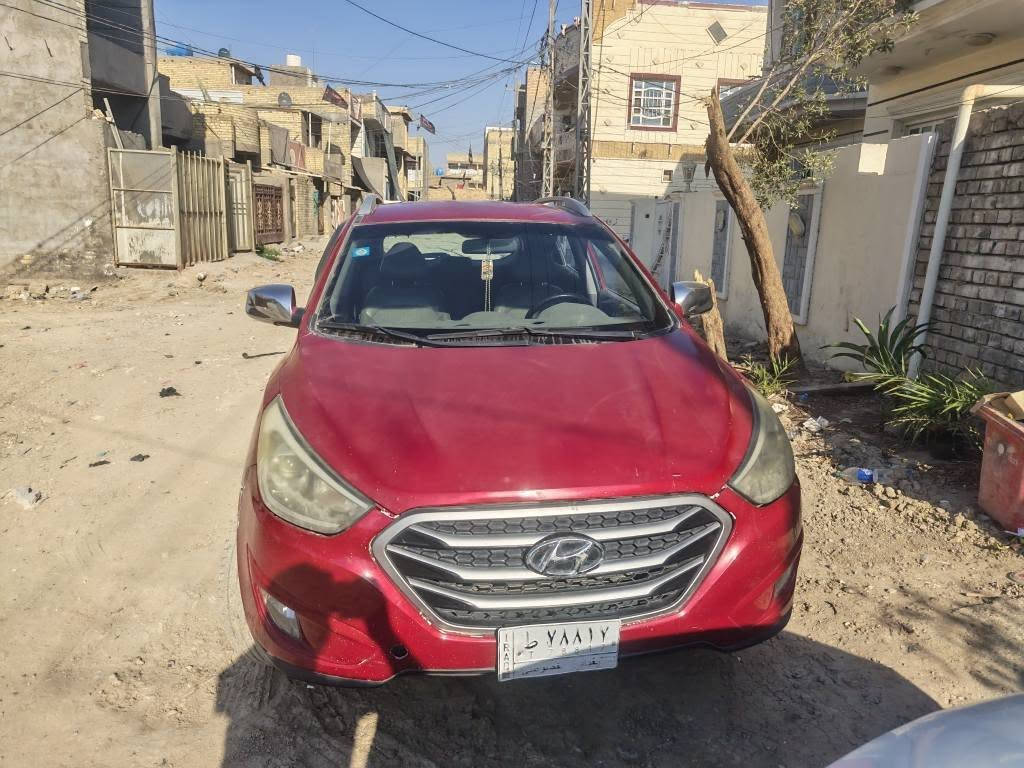 توسان حادث خلفي  جراد قماره وبنيد 
ماشيه 73563 قابل للزياده. 
4wd
فول ما عده السلايد
120ورقه بيه مجال بسيط   للستفسار رقم 
*********** بغداد, العراق
