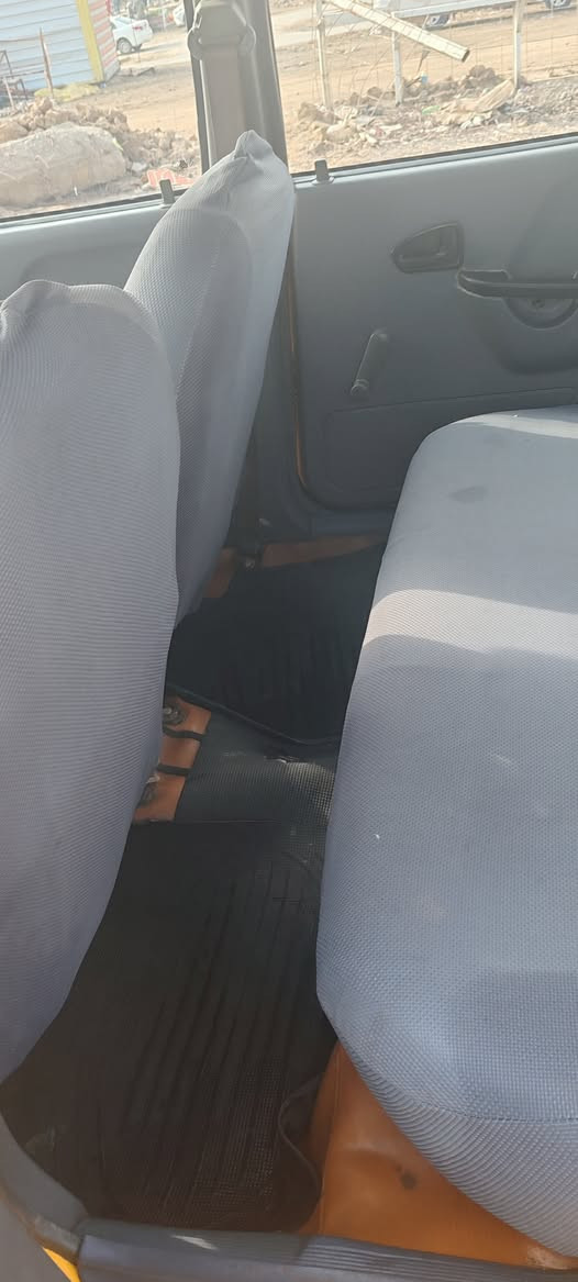 سايبه مديل 18غاز بانزين رقم واسط بسمي مصفره هيئه وغرامات سنويه 31 تنتهي مكفوله من ظربه قويه بيه طخات بسيطه
سعر 45 وبيه مجال حك جيه مكاني كوت
***********
