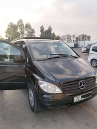 للبيع مرسيدس فيتو (VITO) سيارة كلين بدون صبغ  حجم المحرك 6 سلندر  سيار...