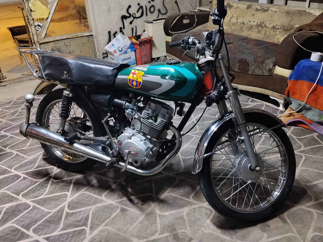 السلام عليكم للبيع دراجه ايراني فول واحد علا واحد دراجه كامله كرهبائيات لايت بك الايت نشرات مرتبه
بيه خيط بخار المكان سفوان سعرها ب400 وبيها مجال

غليل ***********
