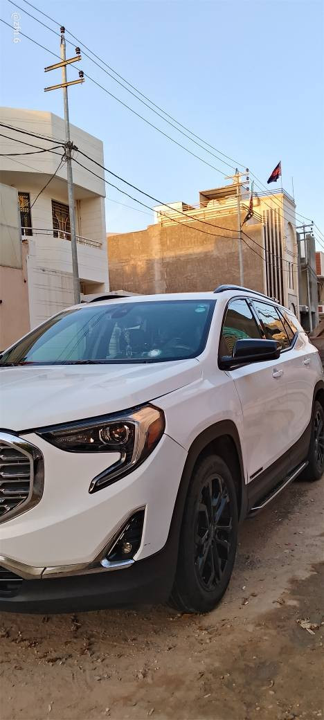 السلام عليكم
GMC TERRAIN 2020 SLE black edition 

وارد كندي فووول مواصفات شنو ببالك مواصفات بالتيران موجود بيها ماعدا جنطة عادي مو كهرباء

فوول تحكم ستيرن 

رادار امامي - جانبي

اشاير بالمري

اوتو ستوب

دوسات تحت الابواب بلادي ماركة GMC

تحديد مسار

حساسات خلفية

بانوراما

اوتو بريك 

ويل 19

مناخين منفصلات

كشن السائق كهرباء + هزاز

تدفئة كشنات 

فور ويل AWD

ماشية 64 الف كيلو حقيقي

الحادث: نص البنيد مصبوغ + الجاملغ الايسر بيه بارد على كد اصبع بدون دواخل بدون ايرباك يعني السيارة بدون تبديل ولا قطعة كلها بلادية، اترك صورها والسونار داخل المنشور

السعر: 190$ وبيها مجال تجي وتشوفها واني خادم

رقم اربيل بأسمي وكالة او تحويل 

مكان السيارة كربلاء 
استفسار اكثر- *********** واتساب - عادي
