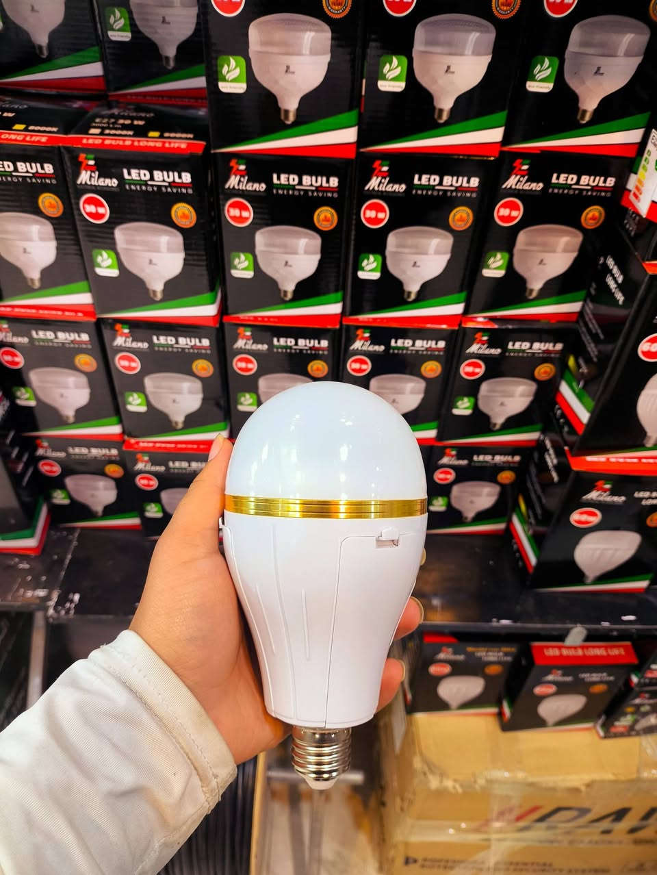 لأول مرة في المربع الذهبي للكهربائيات
مصباح شحن (بارد)بي ضمان سنة

ـ يحتوي على 3 بطاريات

ـ قوة المصباح 30 واط

ـ ضمان استبدال لمدة سنة

العنوان الديوانية قضاء غماس 

مجاور مطعم ال ساير


**إذا كنت صاحب هذا الإعلان وتريد حذفه لأي سبب، رجاءا أرسل رسالة إلى الدعم الفني**