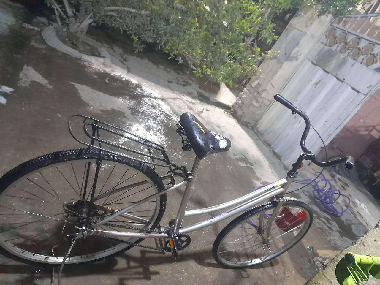 بايسكل بناتي حجم 26 ال بيع سعر 45وبي مجال نضيف كلشي ما بي


**إذا كنت صاحب هذا الإعلان وتريد حذفه لأي سبب، رجاءا أرسل رسالة إلى الدعم الفني**