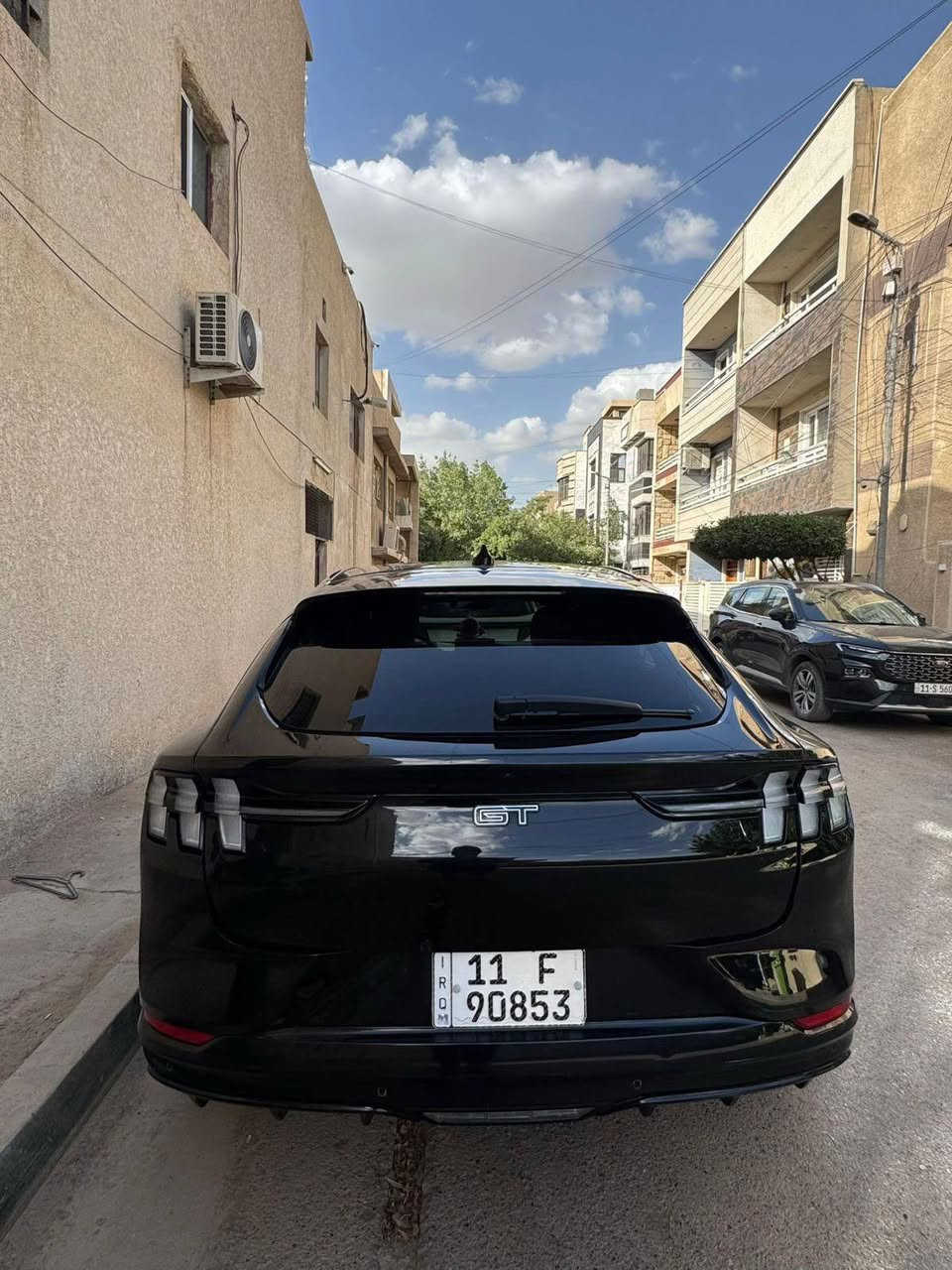 السلام عليكم للبيع موستنك ماك اي 2024 فئة gt أعلى فئه من المميزات بالعراق هيج موديل وهيج نظافه سياره جديده بمعنى الكلمه سعر 57  وبيها مجال بسيط عنوان كركوك *********** محتاج ولله أخوكم مهيمن لديكم لاخوفاً عليكم
