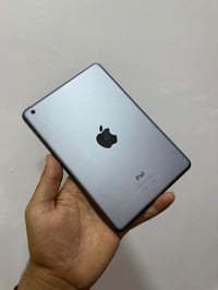 ايباد اير 1 ذاكرة 12  جهاز نضيف كلش زلغ مابي للبيع او مراوس السعر 45  ...