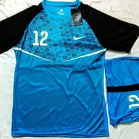 ملابس • 15 قطعة • توصيل موجود