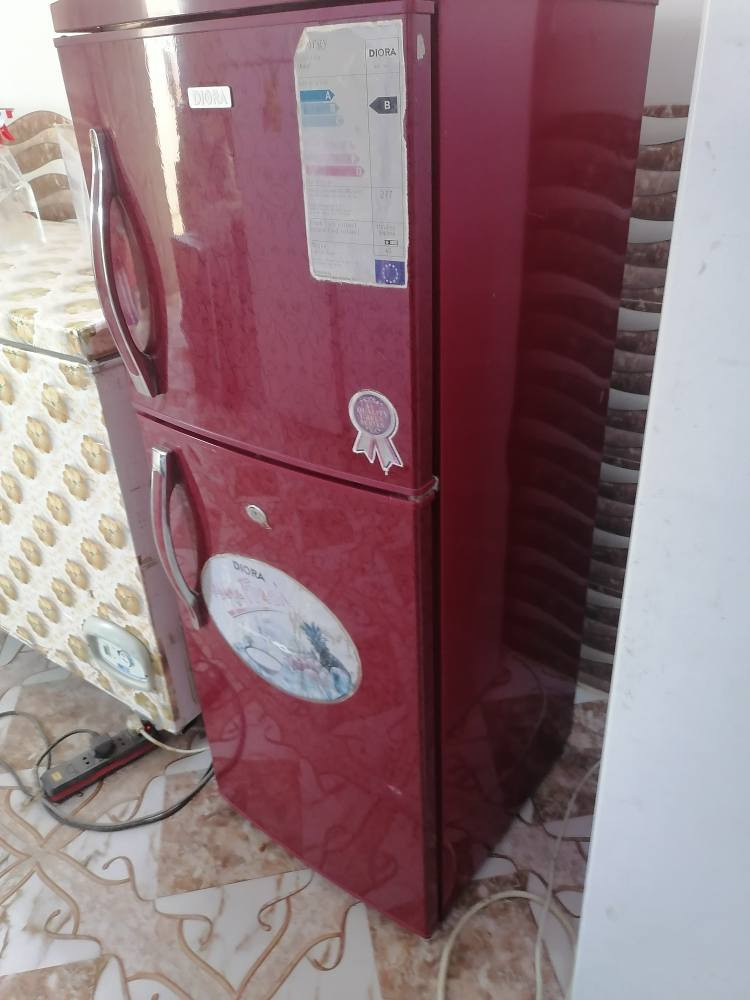 ثلاجة اللبيع شغل سعرا ٨٥ بي مجال كركوك حي العروبه يم ملعب خومسي او وكف قديم حجم ١٠ قدم كل بلادي شركة مابي اي عيب شغال بل شرط ٧ايام ضمان
***********
*********** كركوك, العراق
