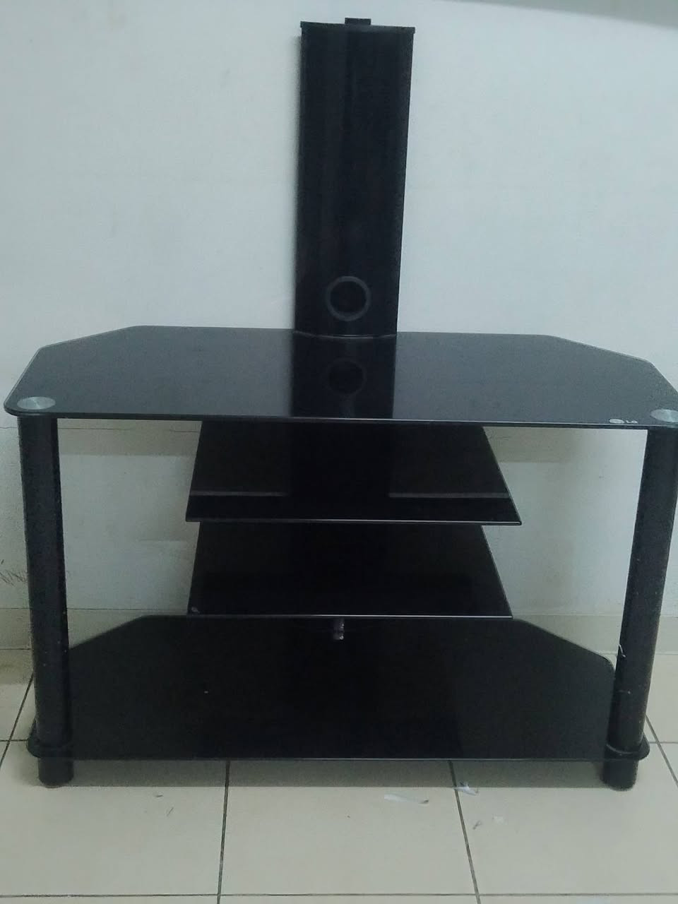 السلام عليكم 
عندي هاذه ميز مال شاشه للبيع من شركه LG الأصلي 
السعر (30 الف )


**إذا كنت صاحب هذا الإعلان وتريد حذفه لأي سبب، رجاءا أرسل رسالة إلى الدعم الفني**