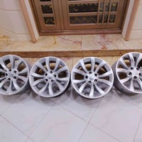 ورحمه الله وبركاته ويل للبيع نضيف كلش مال اوباما الاسم /ويل ورده  الحج...