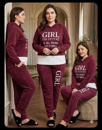 👚✨ بجامة مخمل مصري – نعومة غير شكل وشياكة بالبيت! ✨👚 وصلتكم من أصالة ا...