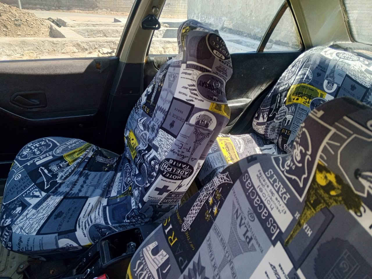 بيجو بارص 2010 مكينه فرنسي وكير بلكارتون
حداديه جديده 
كهربائيات كلها شغاله  مسجل سماعات جيكات كله شغال 
تايرات نص عمر  
سنويه منتهيه ب21 
هيئه 400 مطلوبه 
راعيها موجود ويريد مداور 
ابيع بس راعي ومداور فقط 
السعر 18 وبيه مجال  
مكانها سماوه ورقمها مثنى 
***********
