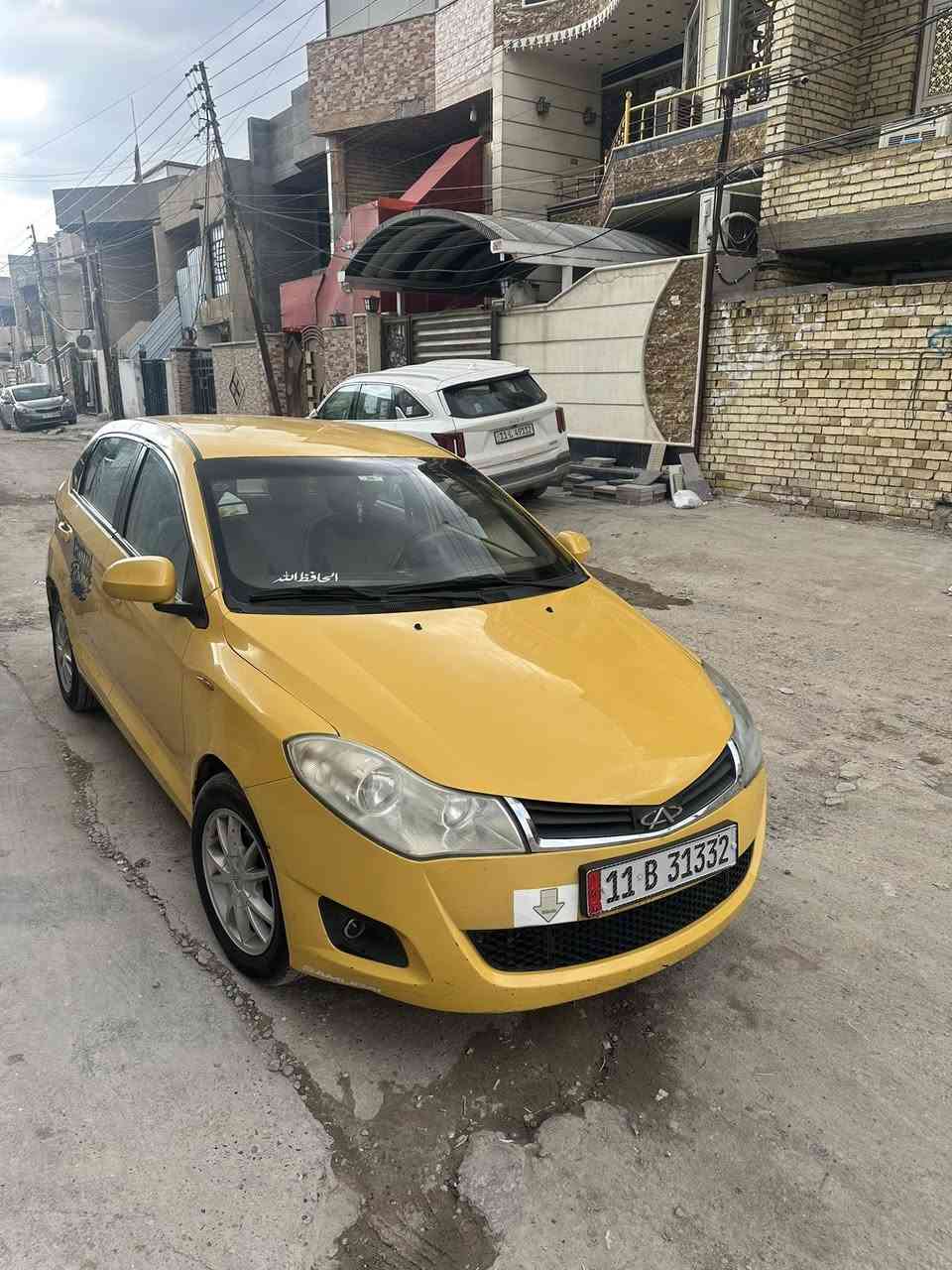 السلام عليكم
شيري فلاوين موديل ٢٠١١ بسمي مكفوله من الصبغ بيها خيط تبخير ***********
