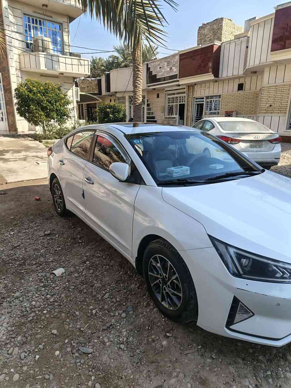 النترا خليجي فول
رقم بغداد 
موديل 19 شكل ال 20
محرك 2.0 
ماشيه 143 الف 
كفاله 
•••
السعر 167$ بيه مجال 
***********
