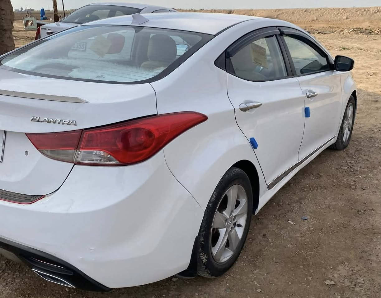 السلام عليكم
النترا 2012
محرك شرط 18

كير ٦نمر وعادي 

كهربائيات جديده
صدر تايرات جدد

تخم تاير جديد

تبريد ثلج ❄️

كفالة عامة بدون اي ضرر

شاشه كبيره لمس

تحكم صوت 

رقم صلاح الدين الدولي 
هزة جديدة

شرط التحويل باسمي

2انظمة قياده ايكو نورما

تحكم فوول ستيرن

سياره جاهزه ماناقصها شي 
السعر ١١٧ وبيها مجال 

مكاني صلاح الدين 
***********
