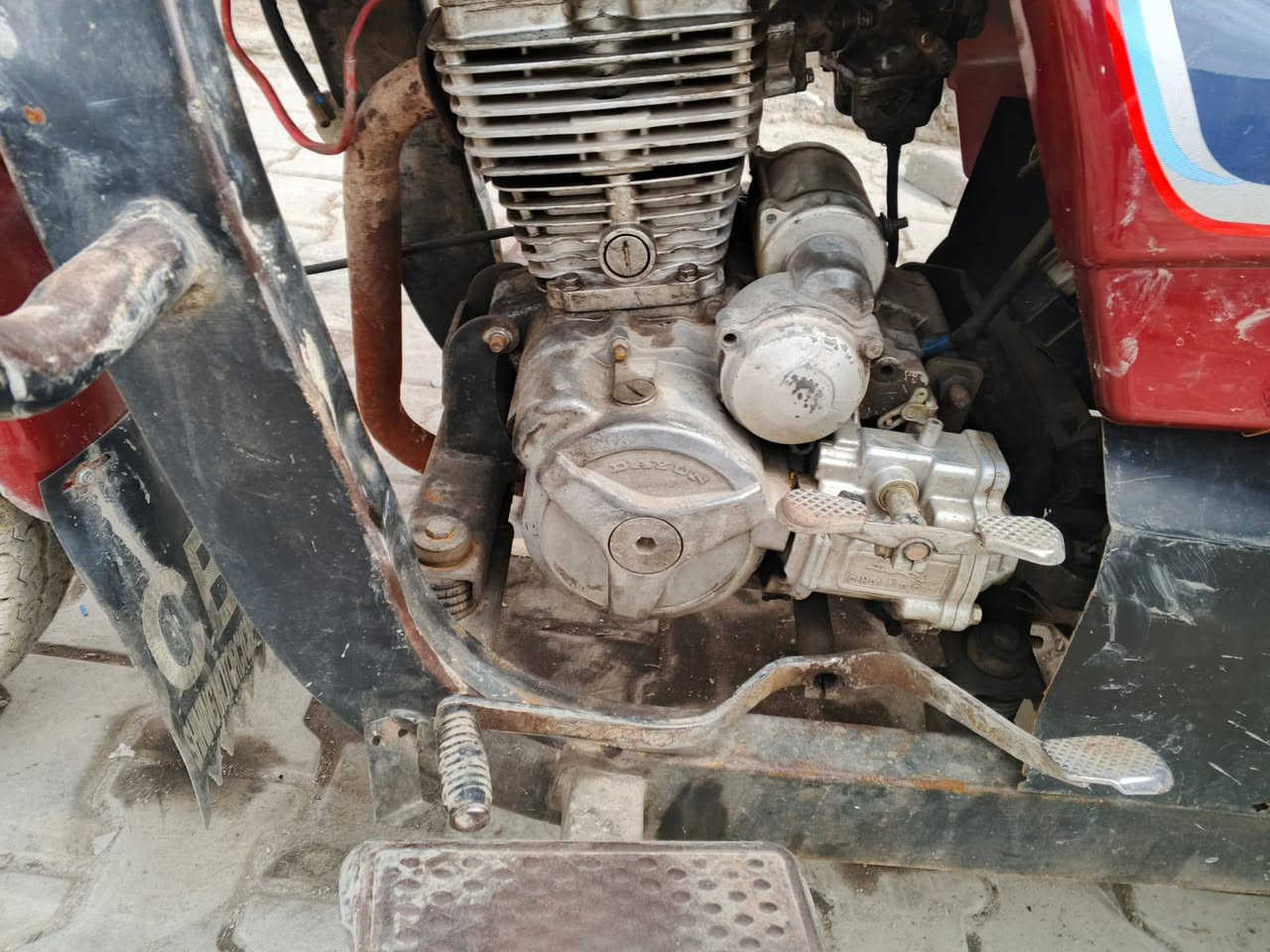 سلام عليكم ستوته دايوان للبيع موديل 19 كامله المكان حي أور سبع قصور سعر 750 رقم انتصال ‏‪***********‬‏
