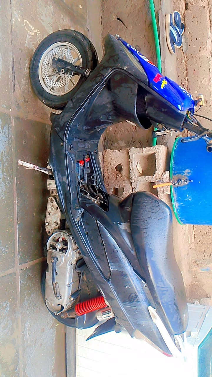 دراجه مكس عدله البيع مكان جسر دياله اكلشي ما عوزه كفراته كامله شراي تصل  ***********
