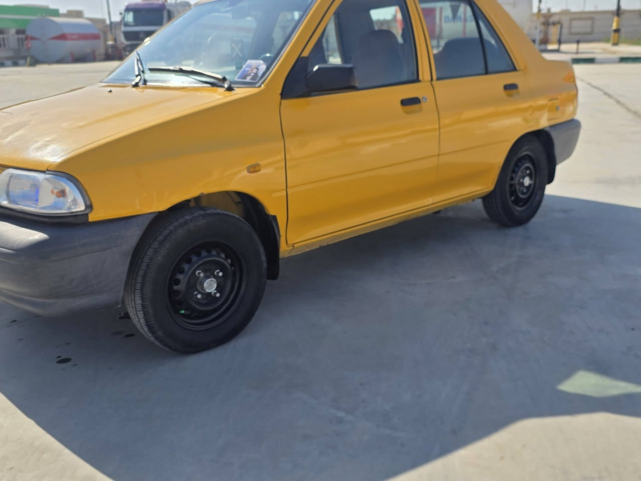 سايبه للبيع موديل 19رقم النكليزي مصفره رقمها بصره كفاله بس بيها بارد اب بنيد كد شبر ولمكينه كفاله مامفتوحه مكاني اعماره المجر الكبير***********
