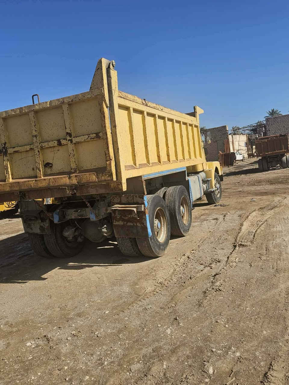 سلام عليكم فالفو للبيع جاهزه مكينه جي مكفوله كير مكينه مجموعه شاصي كله عل شرط السياره جاهزه وخير من الله السعر13.التايرات نص عمر ***********
