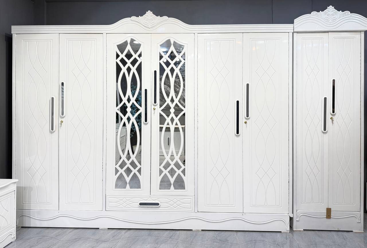 السعر // 950
🔅تفاصيل الغرفة المرمري  ....

 خارج ٤ملم ام دي اف 🔺
وداخل صاج ٣ملم 
صبغ حراري  درجة اولى 

عدد القطع  ٧ قطع 😍
🔺1 //جرباية  قياس  ١٦٠ × ٢٠٠ 
🔺//ميز جانبي ايسر قياس ٥٠
🔺2// وميز  جانبي  قياس ٥٠
🔺3// زاوية ارتفاع مترين عرض ٨٠
🔺4// وميز بلازمه  
🔺5//وميز مراية ارتفاع مترين عرض ١٢٠
🔺6// وكنتور ٦ باب  ارتفاع مترين و١٥ طول ٣ متر و١٥

القطعه الثامنة حسب الطلب شازلون
سعرها ٥٠ الف ❤️

(توصيل مجاني مركز بغداد )
التوصيل يشمل الشد مجاني 🔥
(اطراف ٥٠)
باقي المحافضات حسب البعد
شازلون سعرها ٥٠ الف
شازلون مخزن ٧٥ الف


**إذا كنت صاحب هذا الإعلان وتريد حذفه لأي سبب، رجاءا أرسل رسالة إلى الدعم الفني**